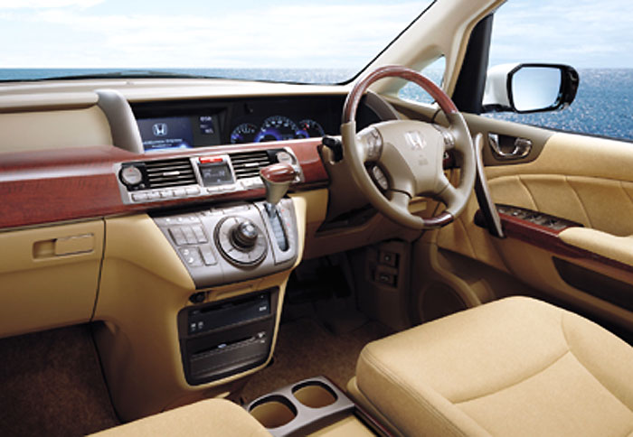 Honda Elysion 2008 Interior